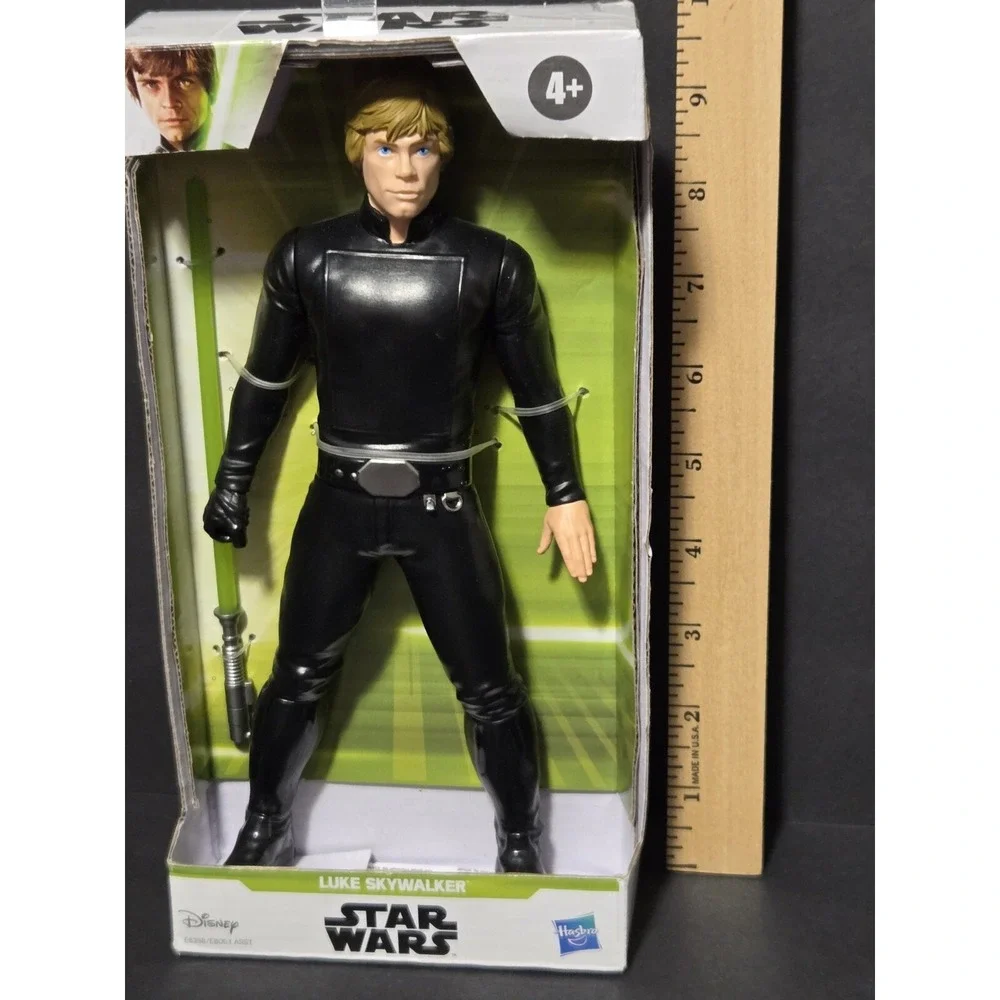 NEW LOT Of 4 Star Wars Figures‎ Skywalker Vader Yoda Mandalorian 2019 - 2022